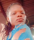 Dating Woman Cameroon to Douala : Genevieve, 33 years